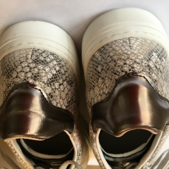 Mephisto snake print leather sneakers size 7-1/2 - Picture 8 of 9